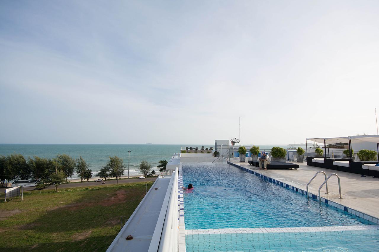 Mosaic Condominium By Malai Mae Phim Bagian luar foto